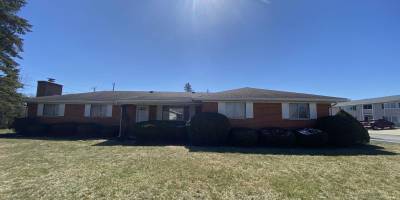 1009 Eastcrest, Greentown, Indiana 46936, 3 Bedrooms Bedrooms, ,1 BathroomBathrooms,Residential,For Sale,Eastcrest,202308172