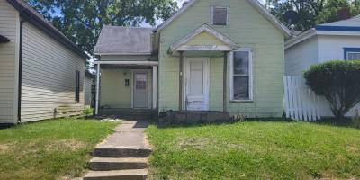 1309 1st, Marion, Indiana 46952, 3 Bedrooms Bedrooms, ,1 BathroomBathrooms,Residential,For Sale,1st,202318473