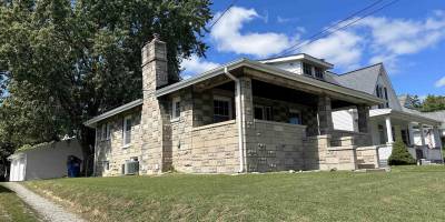 115 LINCOLN AVE, Bedford, Indiana 47421, 3 Bedrooms Bedrooms, ,1 BathroomBathrooms,Residential,For Sale,LINCOLN AVE,202332240