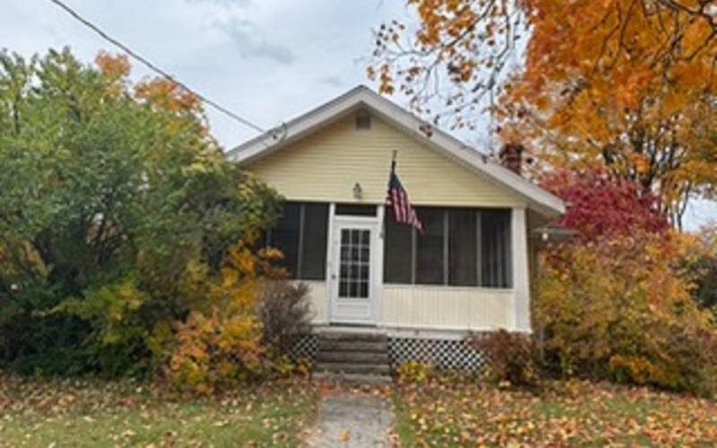508 Cory, Bloomington, Indiana 47403-2033, 3 Bedrooms Bedrooms, ,1 BathroomBathrooms,Investment,For Sale,Cory,202413978