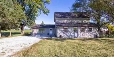 4317 1000 S, Keystone, Indiana 46759-9787, 4 Bedrooms Bedrooms, ,2 BathroomsBathrooms,Residential,For Sale,1000 S,202440516