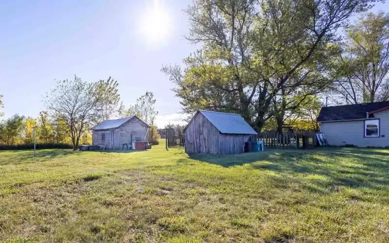 4317 1000 S, Keystone, Indiana 46759-9787, 4 Bedrooms Bedrooms, ,2 BathroomsBathrooms,Residential,For Sale,1000 S,202440516