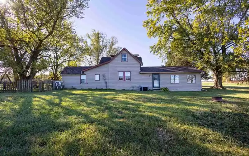 4317 1000 S, Keystone, Indiana 46759-9787, 4 Bedrooms Bedrooms, ,2 BathroomsBathrooms,Residential,For Sale,1000 S,202440516