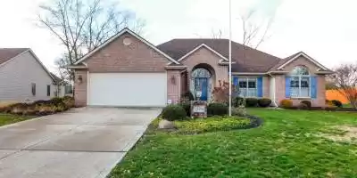 1528 Parlor City, Bluffton, Indiana 46714-3860, 3 Bedrooms Bedrooms, ,2 BathroomsBathrooms,Residential,For Sale,Parlor City,202445095