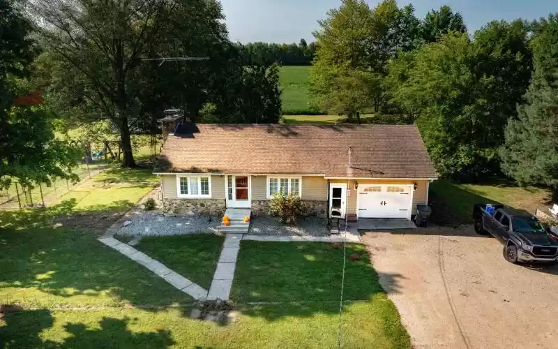 6680 1000 S -90, Montpelier, Indiana 47359, 2 Bedrooms Bedrooms, ,1 BathroomBathrooms,Residential,For Sale,1000 S -90,202432361