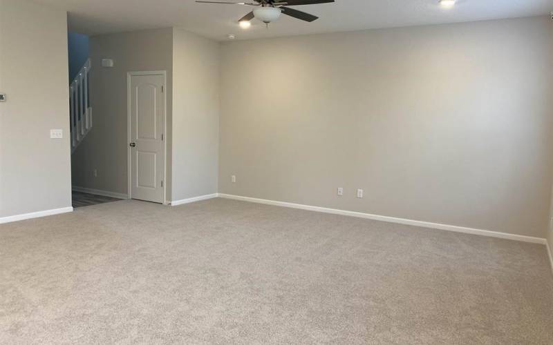 3609 Canal Square, New Haven, Indiana 46774, 3 Bedrooms Bedrooms, ,2 BathroomsBathrooms,Residential,For Sale,Canal Square,202233297